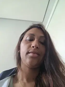 Chat +18 de Rbekabe ao vivo