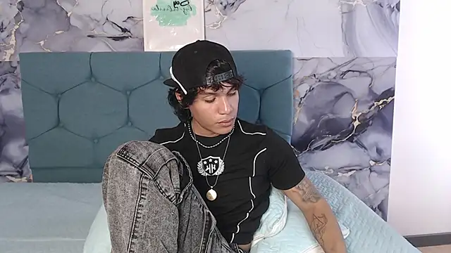 MaximilianRoth 라이브 XXX 채팅