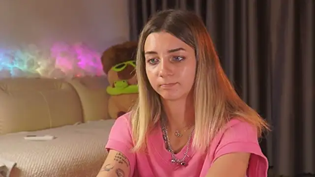 MilaMilkEyes Live XXX-Chat