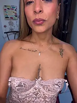Chatroom XXX en direct de Liamiler01_