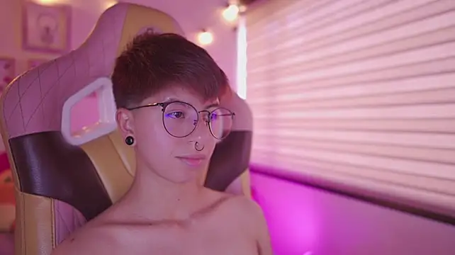 tommy_blue's Live XXX Chat