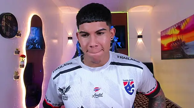 Chat +18 de Damian_latinxxx ao vivo