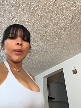 BrendaCrean XXX чат на живо