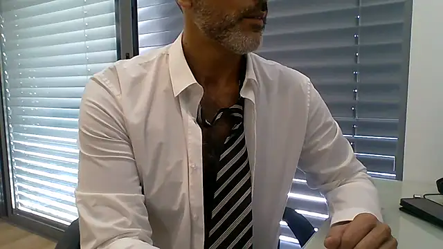 66MA69's Live XXX Chat