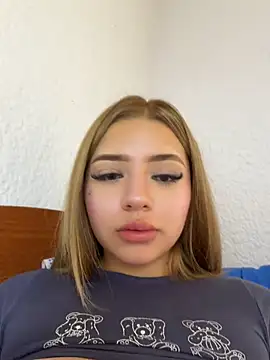 Czat XXX na żywo – ChloeCollins__
