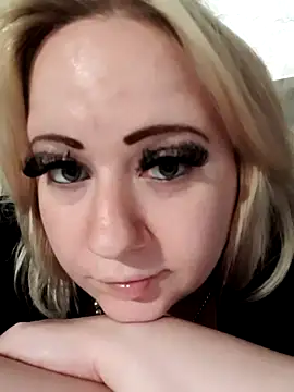 Missy_DM: απευθείας συνομιλία ΧΧΧ
