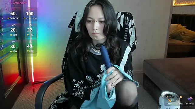 AriettiHamoe's Live XXX Chat