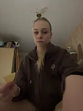 Chat +18 de Gina_Dean ao vivo