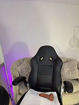 Chatroom XXX en direct de MadelineFox