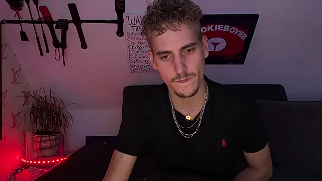 Živý XXX chat Cookieboy88