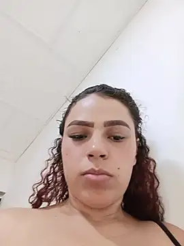 Mommy-Hot Chat XXX in diretta