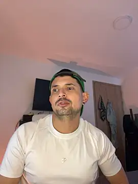 Chat XXX en directo de TroyeKnight