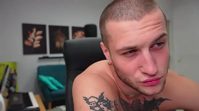 XXX chat uživo modela Igor_Wilde