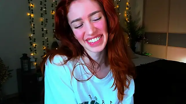แชท XXX สดของ ChristinaConteeree