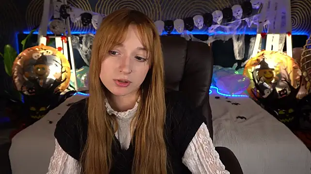 XXX chat uživo modela LizzaMoonn