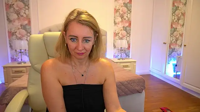 LavanderSophi – webcam-show