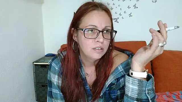 LadyHellene's Live XXX Chat