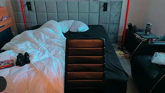 JordanShow Live XXX-Chat