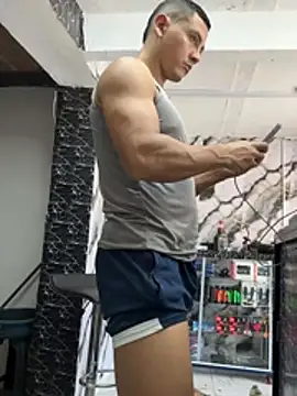 צ'אט XXX בשידור חי של Paul22cm-