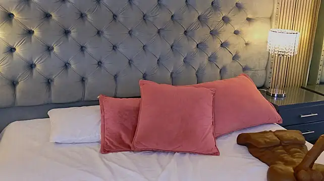 Chat +18 de SamantaG ao vivo