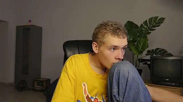 Živý XXX chat Chris_Holt