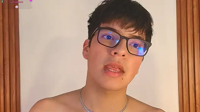 Milo_Wolff – Naživo XXX chat