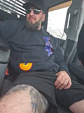 Beardedtattood Chat XXX in diretta