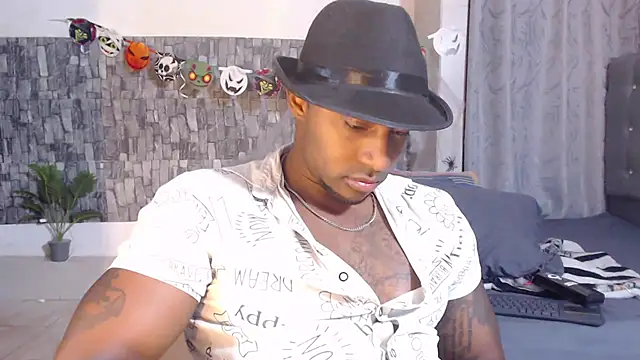 IsiahMaxwellのライブXXXチャット