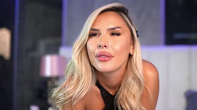 Chat XXX en directo de SelenaFrost