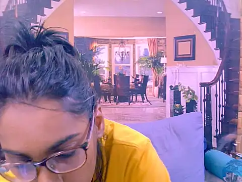 Chat XXX en directo de IndianRebel4u2Luv