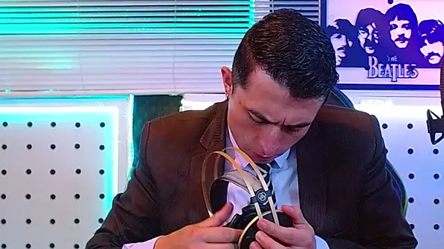 Godofcumxxx Adlı Modelin Canlı XXX Sohbeti