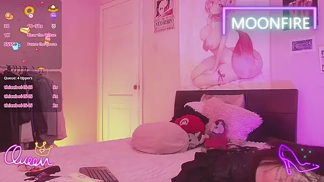 moonfiredancer Adlı Modelin Canlı XXX Sohbeti
