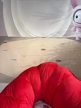 Miuxynh Adlı Modelin Canlı XXX Sohbeti
