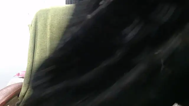 sunitha-3's Live XXX Chat