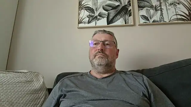 doudou310 Chat XXX live