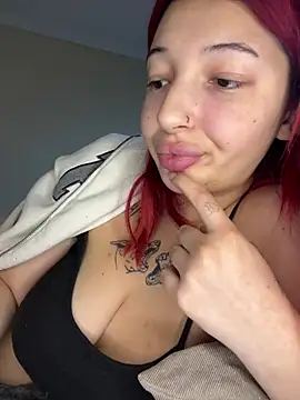 Онлайн чат XXX Nyvera