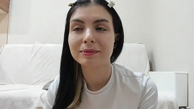 ErlinaBuoy Chat XXX live