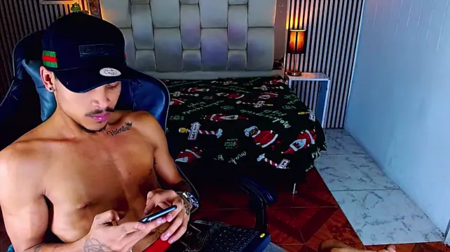 Angel_foxc13 élő XXX-chatje
