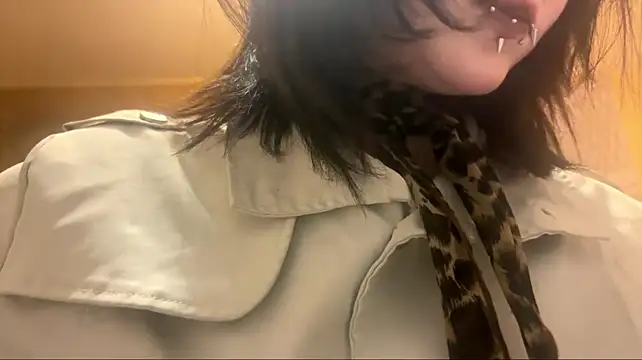 SusannaSalee – Naživo XXX chat