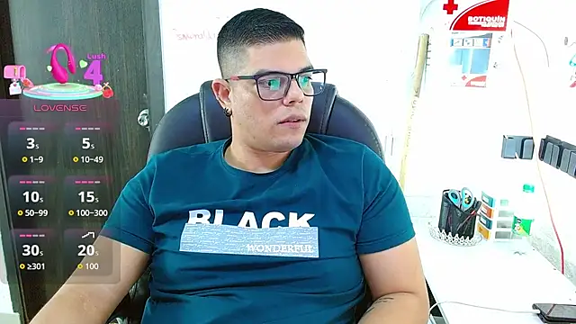 Realjoel01 现场XXX聊天