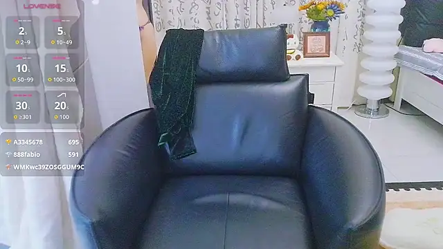 Živý XXX chat LIN-AN