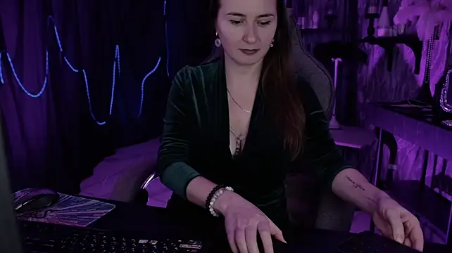 Golden_Dragon Chat XXX live