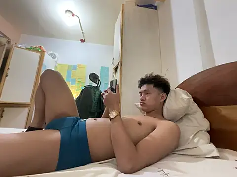 Show modela wildpinoy27 na web-kameri