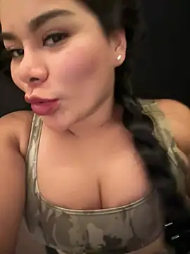 Czat XXX na żywo – Issane_Peru