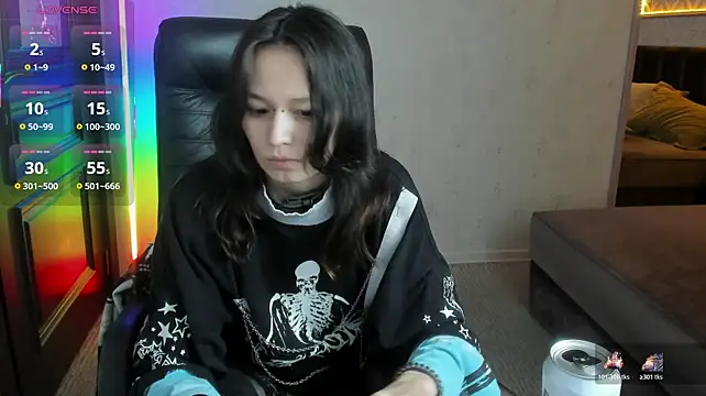 AriettiHamoe's Live XXX Chat