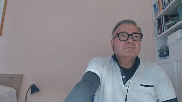 YOU6me live XXX chat