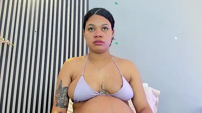 GysellHanson live XXX chat