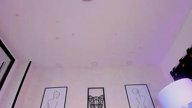Chat +18 de Celine_Carter ao vivo