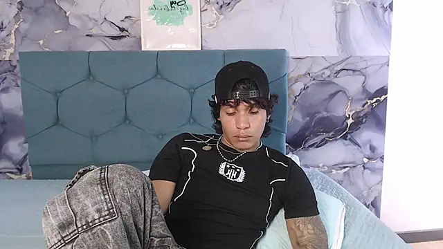 MaximilianRoth 现场XXX聊天