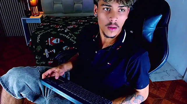 Czat XXX na żywo – Angel_foxc13